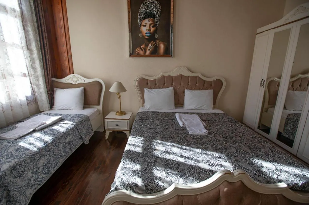 Lily Town Hotel Antalya Hostel